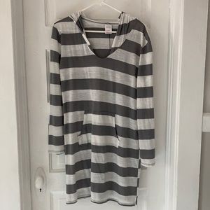Merona striped hooded v-neck long sleeve dress. L